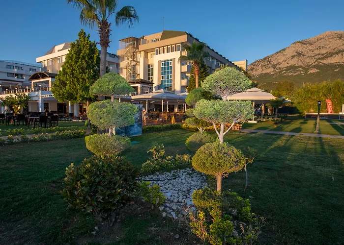 Armas Gul BeachResort Hotel